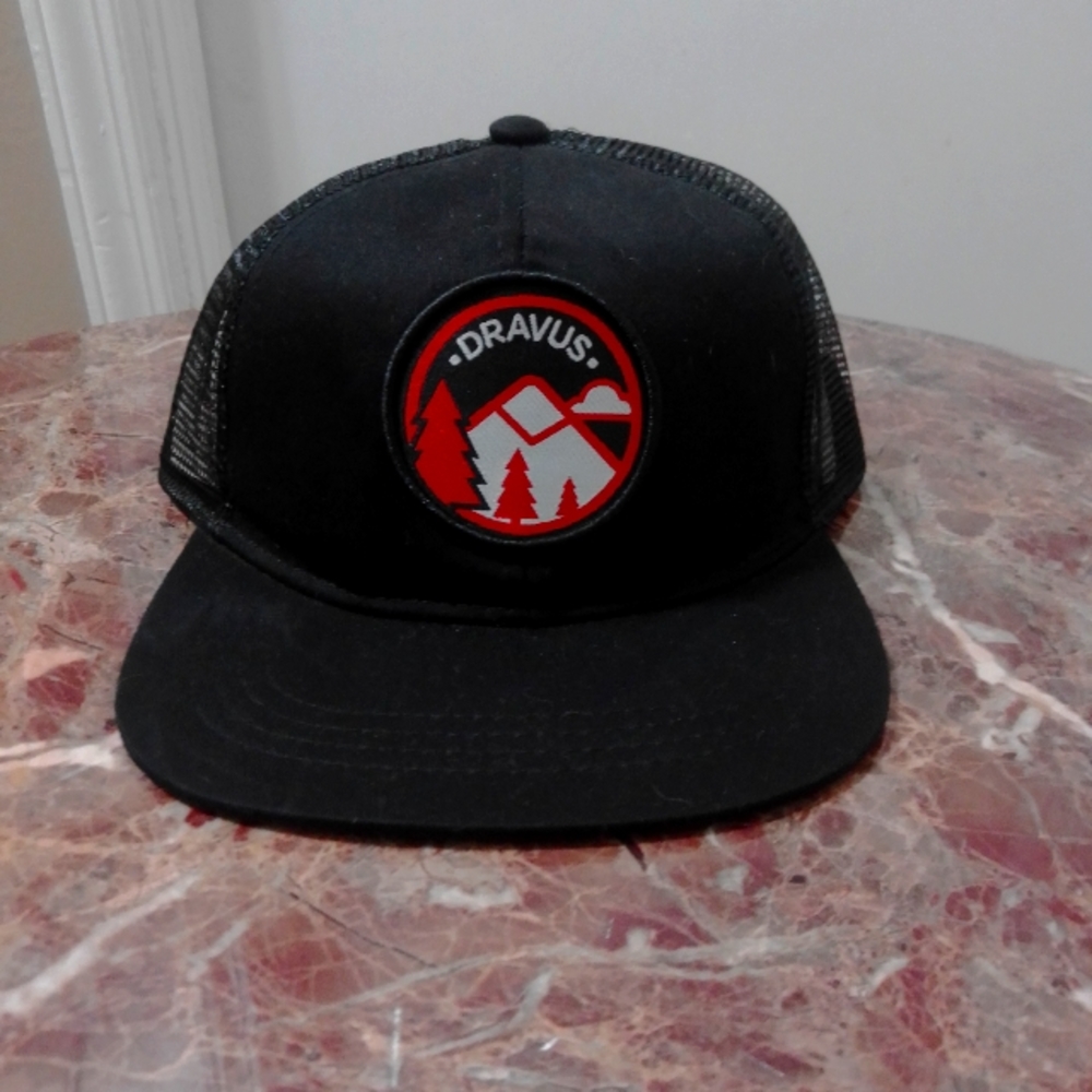 NWT Dravus Trucker Snapback Hat